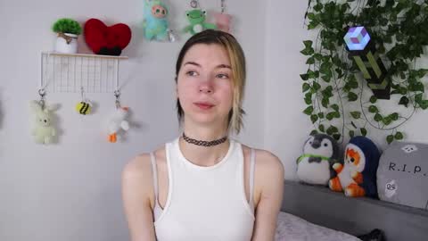 emmie_everly online show from 14, 11, 2025