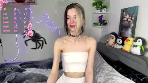 emmie_everly online show from 26, 5, 2026