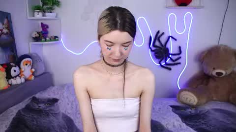 emmie_everly online show from 1, 7, 2026