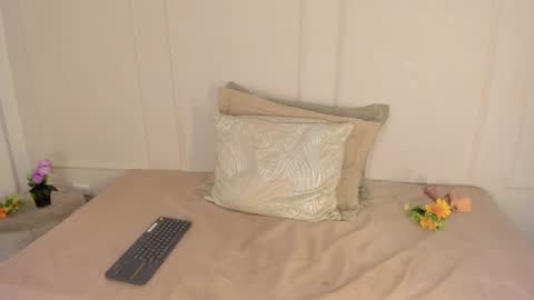 Snapshot of emmiily_z chatting on 9, 1, 2025 Emmiily online show from 9, 1, 2025