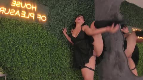 Snapshot of emmiily_z chatting on 9, 2, 2025 Emmiily online show from 9, 2, 2025