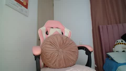 emmily online show from 26, 3, 2026