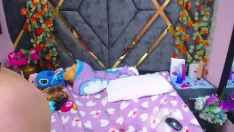 Snapshot of emmily_walker chatting on 10, 1, 2025 EmmilyWalker online show from 10, 1, 2025