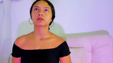 EMMILY online show from 25, 7, 2026