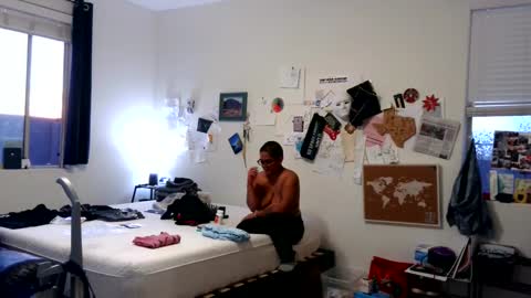 Emms online show from 21, 2, 2025