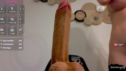 Em online show from 19, 1, 2025