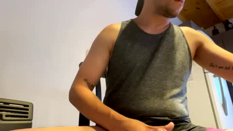 Snapshot of emoladyboy chatting on 2, 1, 2025 EMO online show from 2, 1, 2025