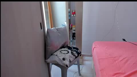 emperatriztapia online show from 2, 11, 2025