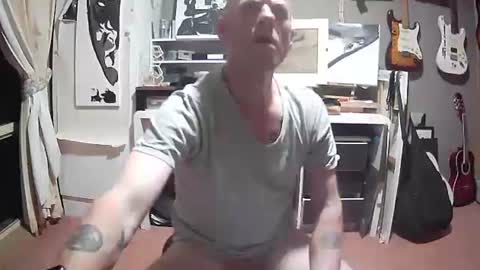 Snapshot of empirikal1 chatting on 30, 11, 2025 empirikal1 online show from 30, 11, 2025