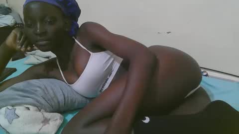 Snapshot of empress_ivy1 chatting on 12, 5, 2026 empress_ivy1 online show from 12, 5, 2026