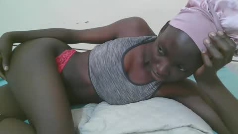 Snapshot of empress_ivy1 chatting on 18, 5, 2026 empress_ivy1 online show from 18, 5, 2026