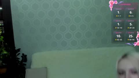 Snapshot of empress_ki chatting on 22, 1, 2025 Ki online show from 22, 1, 2025