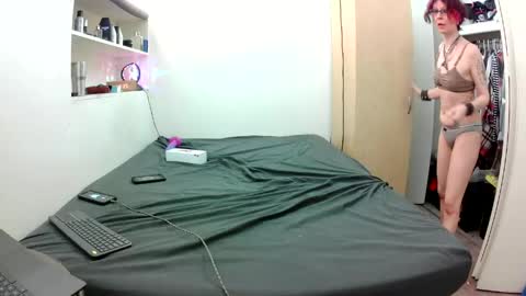 Empress Lillth online show from 17, 4, 2026