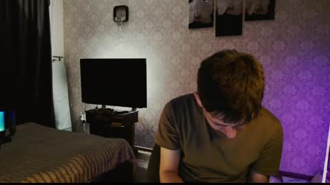 emveeboy96 online show from 6, 4, 2026