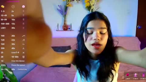 emycarver09 online show from 3, 10, 2025