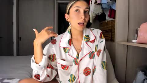 emyconneer online show from 29, 1, 2025