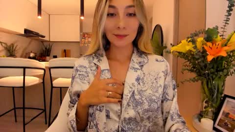 emyconneer online show from 12, 2, 2025