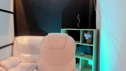 Snapshot of emysilver chatting on 6, 2, 2025 Emy Silver online show from 6, 2, 2025