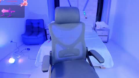 Snapshot of emysilver chatting on 8, 2, 2025 Emy Silver online show from 8, 2, 2025