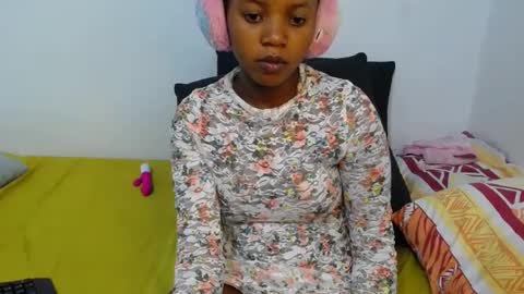 Snapshot of enchantedvee chatting on 1, 7, 2026 Vee online show from 1, 7, 2026