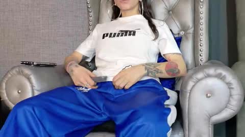 EnchantressQueen online show from 19, 10, 2025