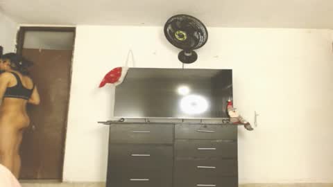 Snapshot of engiel_phoenix chatting on 10, 12, 2024 Engiel phoenix instagram engiel 13 online show from 10, 12, 2024