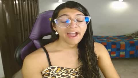 Snapshot of engiel_phoenix chatting on 23, 11, 2025 Engiel phoenix instagram engiel 13 online show from 23, 11, 2025