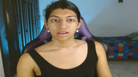 Snapshot of engiel_phoenix chatting on 25, 11, 2025 Engiel phoenix instagram engiel 13 online show from 25, 11, 2025