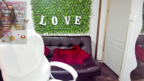 Enma clark online show from 4, 2, 2025