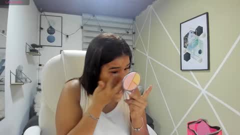 Enma clark online show from 2, 2, 2026