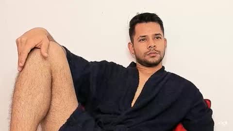 enmanuelgutierrez40 online show from 8, 1, 2026