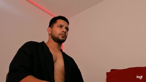 enmanuelgutierrez40 online show from 9, 1, 2026