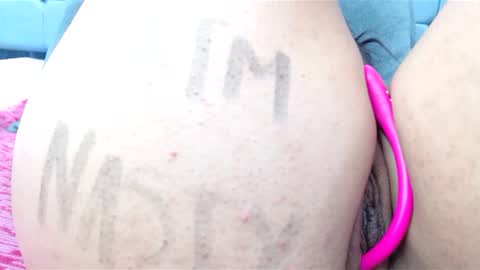 Snapshot of eny_dirty chatting on 7, 12, 2024 Enny Dirty online show from 7, 12, 2024