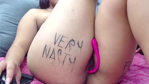 Snapshot of eny_dirty chatting on 28, 12, 2024 Enny Dirty online show from 28, 12, 2024