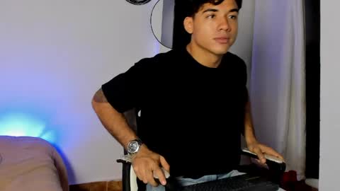 Snapshot of enzo_corleone chatting on 4, 5, 2026 enzo_corleone online show from 4, 5, 2026