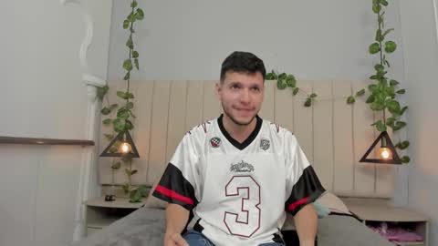 ENZO online show from 30, 10, 2025