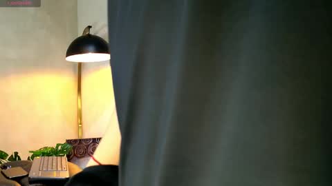 Snapshot of enzo_steel chatting on 21, 2, 2026 enzo_steel online show from 21, 2, 2026