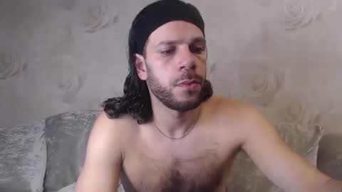 enzofrenchy online show from 17, 2, 2025