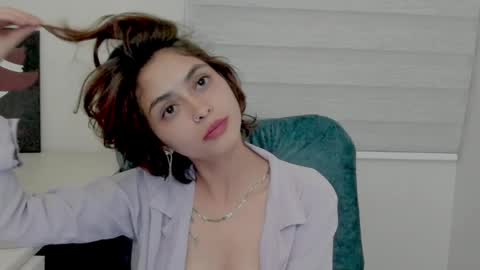 Leyla online show from 22, 2, 2025