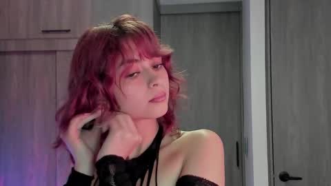 Leyla online show from 13, 12, 2025