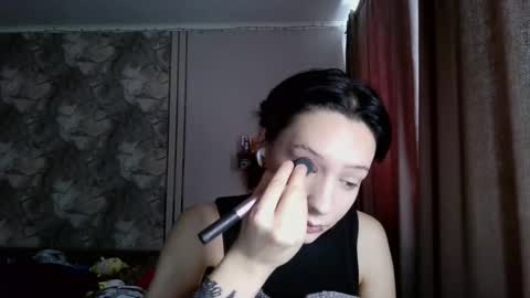 Snapshot of epifaniapaolino chatting on 16, 2, 2026 Lucy NEXT STREAM January 5 HNY online show from 16, 2, 2026