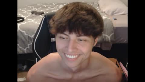 Snapshot of eprahsdahc chatting on 12, 11, 2025 eprahsdahc online show from 12, 11, 2025