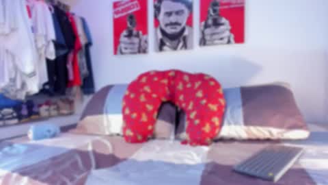 Snapshot of eren_blade_ chatting on 19, 12, 2025 Tht BOSS Eren online show from 19, 12, 2025