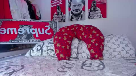 Snapshot of eren_blade_ chatting on 22, 12, 2025 Tht BOSS Eren online show from 22, 12, 2025