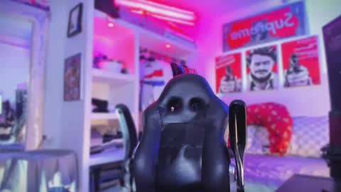 Snapshot of eren_blade_ chatting on 19, 2, 2026 Tht BOSS Eren online show from 19, 2, 2026