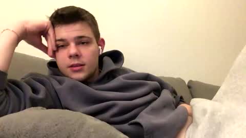 Snapshot of eric123754216 chatting on 5, 12, 2025 eric123754216 online show from 5, 12, 2025