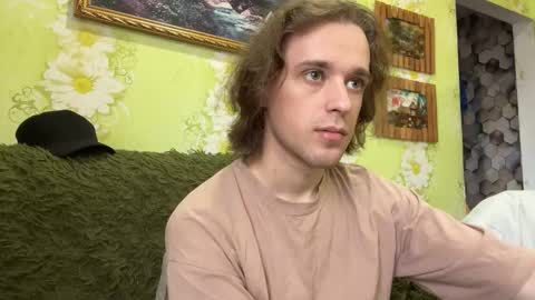 Snapshot of eric_blond chatting on 2, 10, 2025 Eric online show from 2, 10, 2025