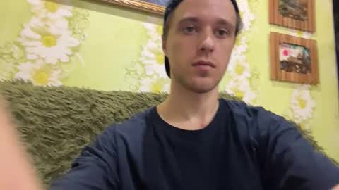 Snapshot of eric_blond chatting on 9, 10, 2025 Eric online show from 9, 10, 2025