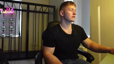 Snapshot of eric_poston chatting on 13, 10, 2025 online show from 13, 10, 2025