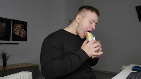    online show from 2, 12, 2025